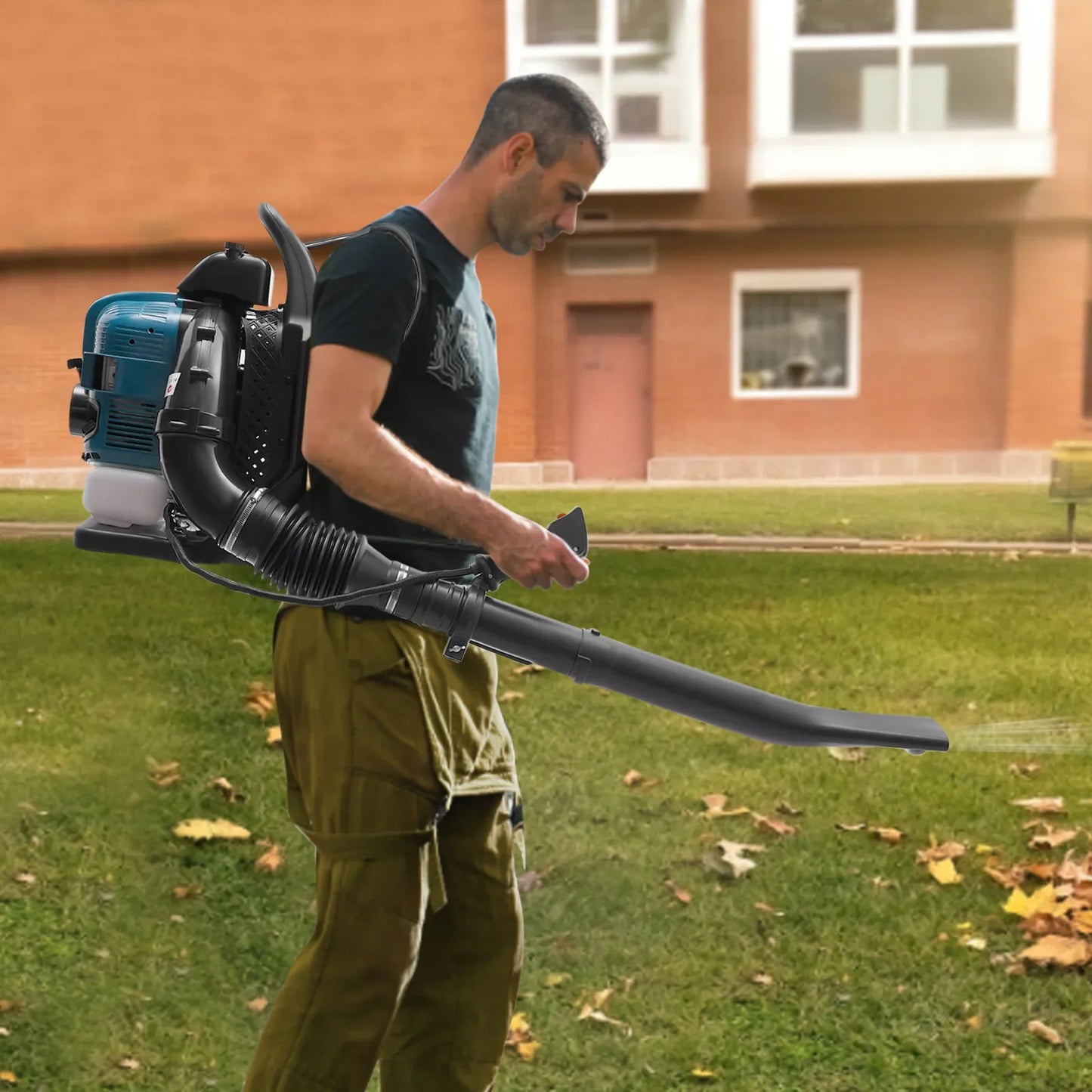 Backpack Leaf Blower, Powerful Blowing and Low Fuel Consumption Gas Powered Leaf Blower,75.6cc Blower for Street Cleaning