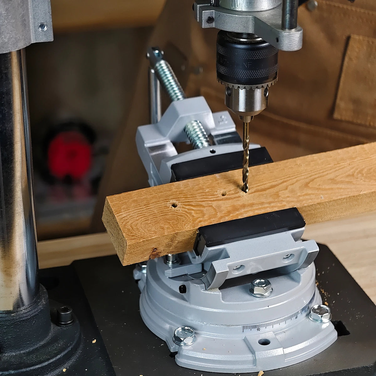 Allsome Multi Angle Bench Vise with Tilt and Swivel Base